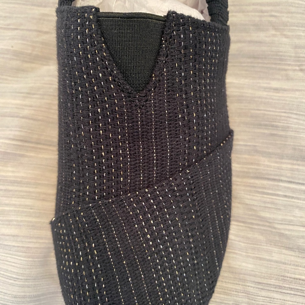 TOMS Black Knit Slip-On Sneakers with White Sole - Picture 3 of 10